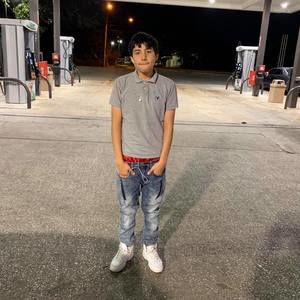 Meet your Posher, Esteban